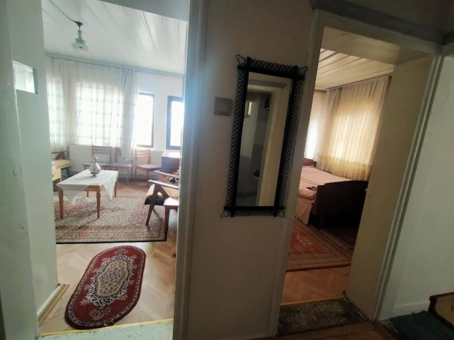 Afyon Kalesi Eteklerinde Bir Yer Villa Afyonkarahisar Buitenkant foto