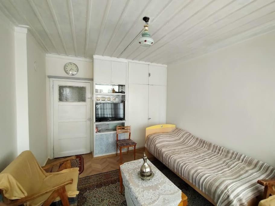 Afyon Kalesi Eteklerinde Bir Yer Villa Afyonkarahisar Buitenkant foto